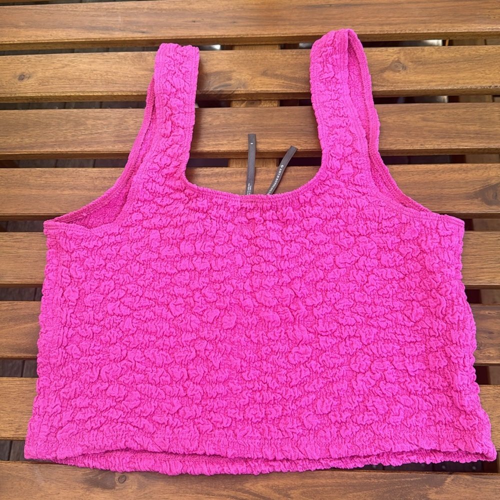 Anthropologie stretch cropped tank. Hot Pink. Size S. w/ 5% elastane. EUC. - Picture 3 of 5